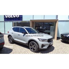 VOLVO 	XC40 B3 Mild hybrid Benzines Plus Dark
