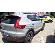 VOLVO 	XC40 B3 Mild hybrid Benzines Plus Dark