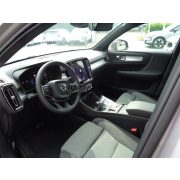 VOLVO XC40 B3 Mild hybrid Benzin Core B3 163LE
