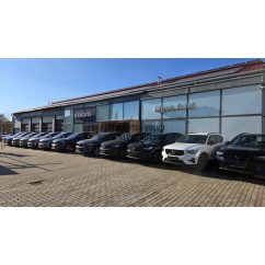 Volvo XC40 B3 Mild hybrid Benzin Plus Dark 