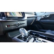 XC90 Black Edition T8 AWD Plug-in hybrid Elektromos/Benzines Ultra 7 Ülés