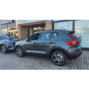 Volvo XC40 B3 Mild hybrid Benzin Plus Dark 163LE 