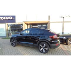 VOLVO C40 PURE ELECTRIC EXTENDED RANGE PLUS Fekete